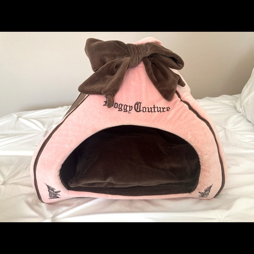 Juicy Couture Dog Tent